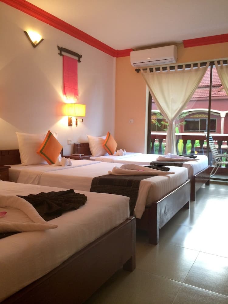 Mekong Angkor Palace Hotel