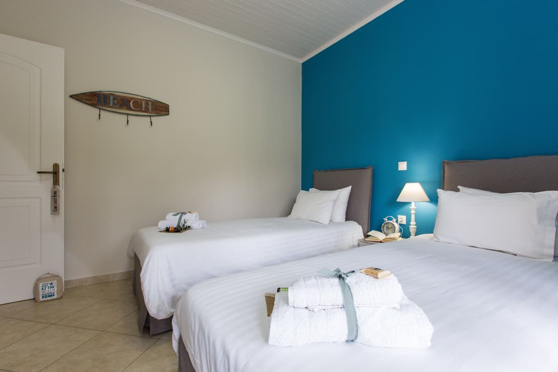Villas Lefkothea