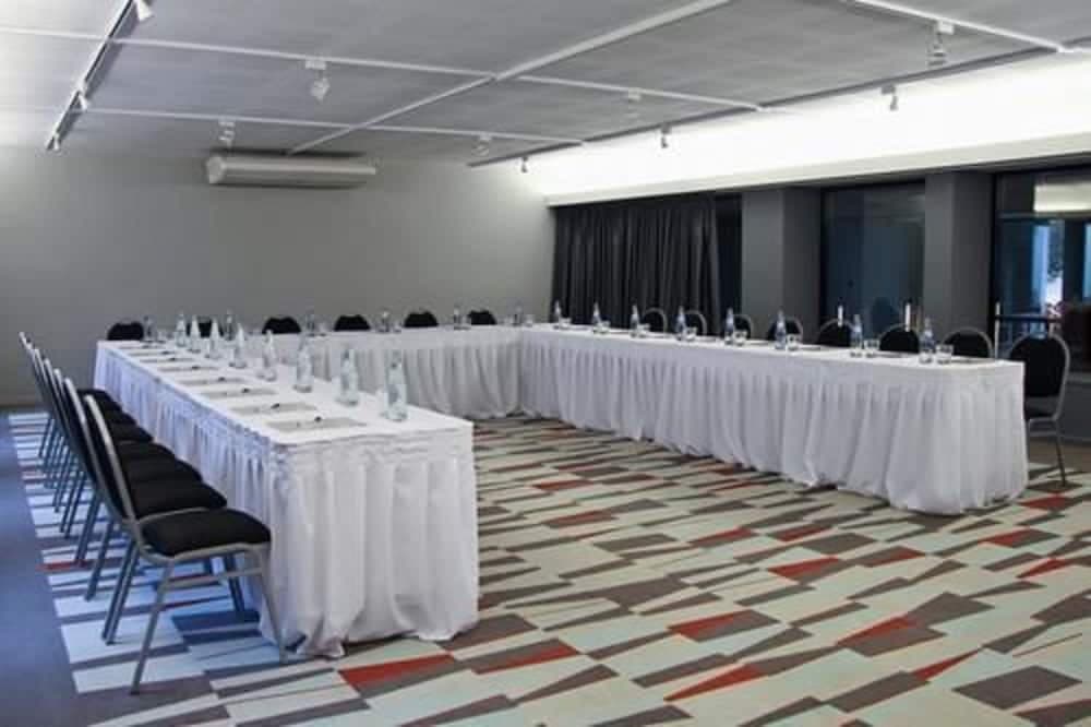 Monserrat Apart Hotel