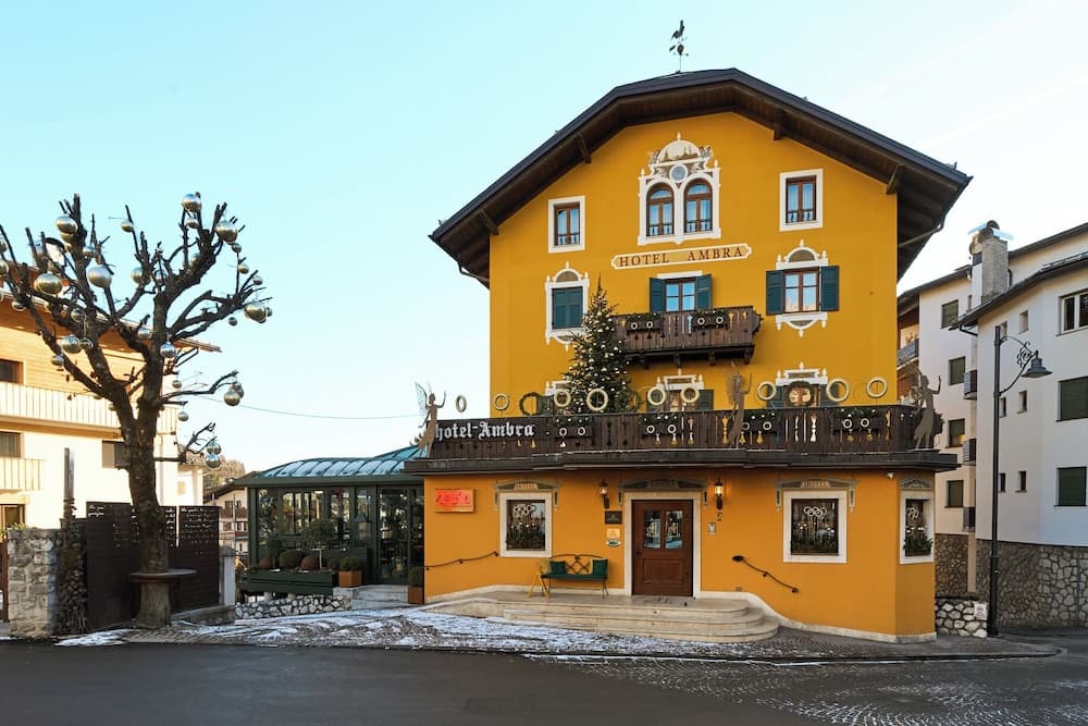 Ambra Cortina Luxury & Fashion Boutique Hotel