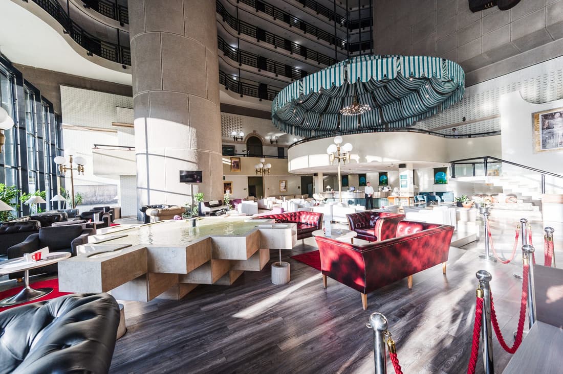 Hotel Holiday