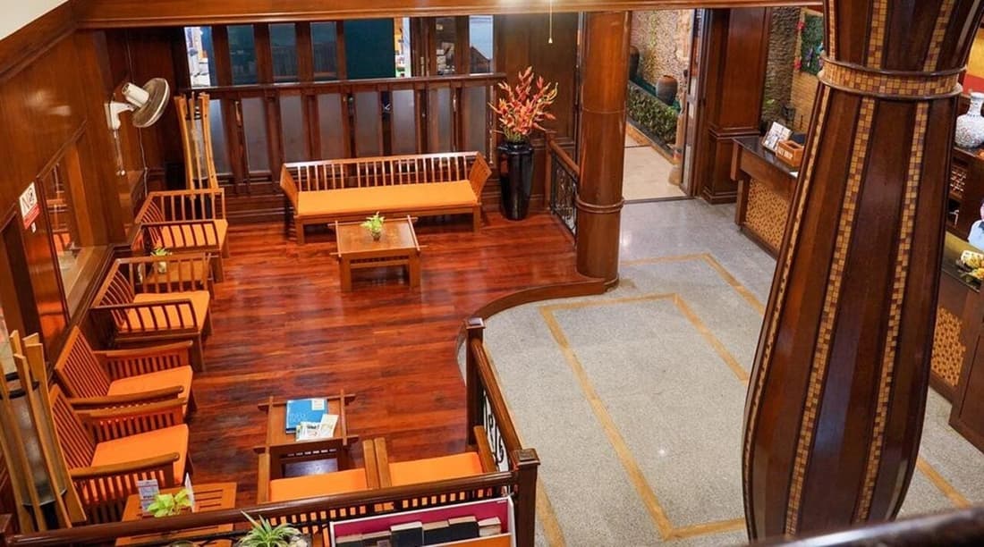 Rattana Beach Hotel