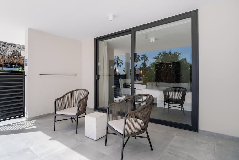 Mangrove Beach Corendon Curacao All-Inclusive Resort, Curio by Hilton