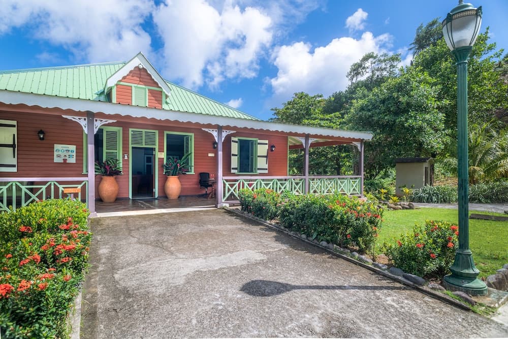 Rosalie Bay Eco Resort & Spa