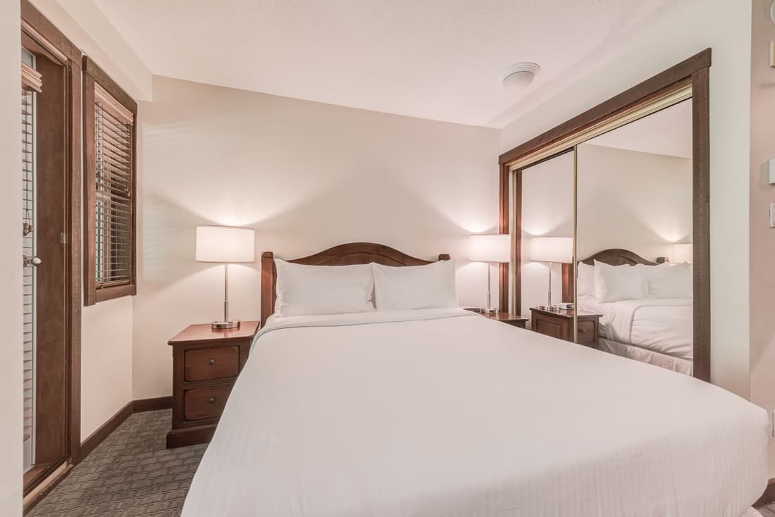 Blackcomb Springs Suites by CLIQUE