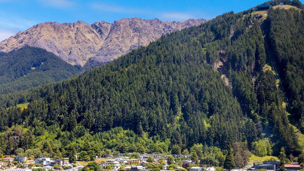 Holiday Inn Express & Suites Queenstown by IHG