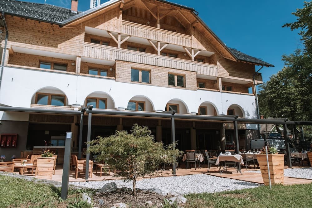 Aparthotel Triglav SKI PACKAGE