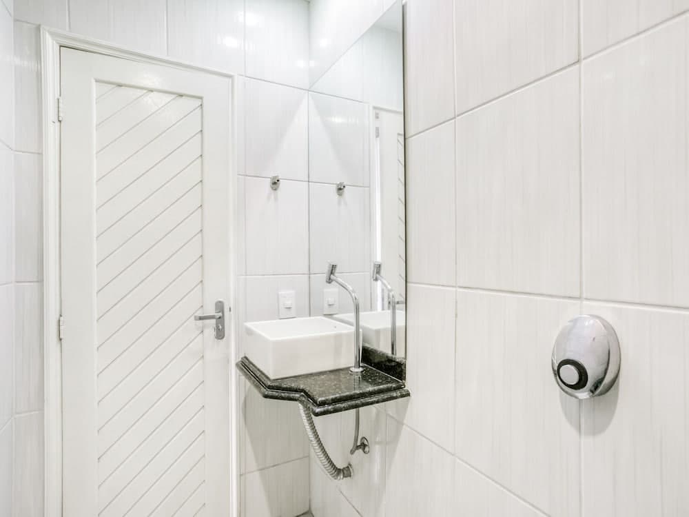 OYO Nobs Hotel, São João de Meriti