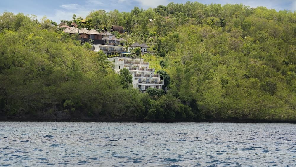 Adiwana Warnakali Resort