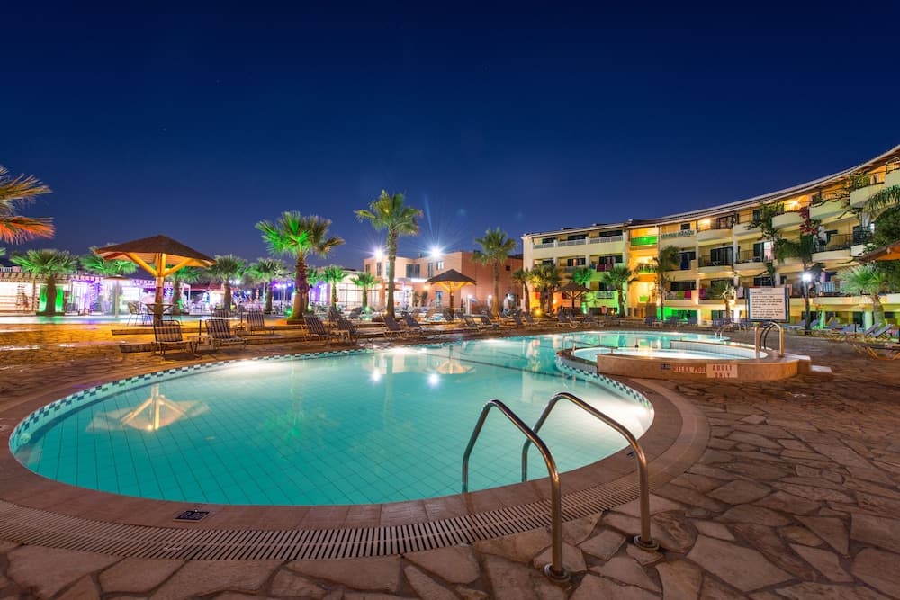 Caretta Beach Resort & Waterpark