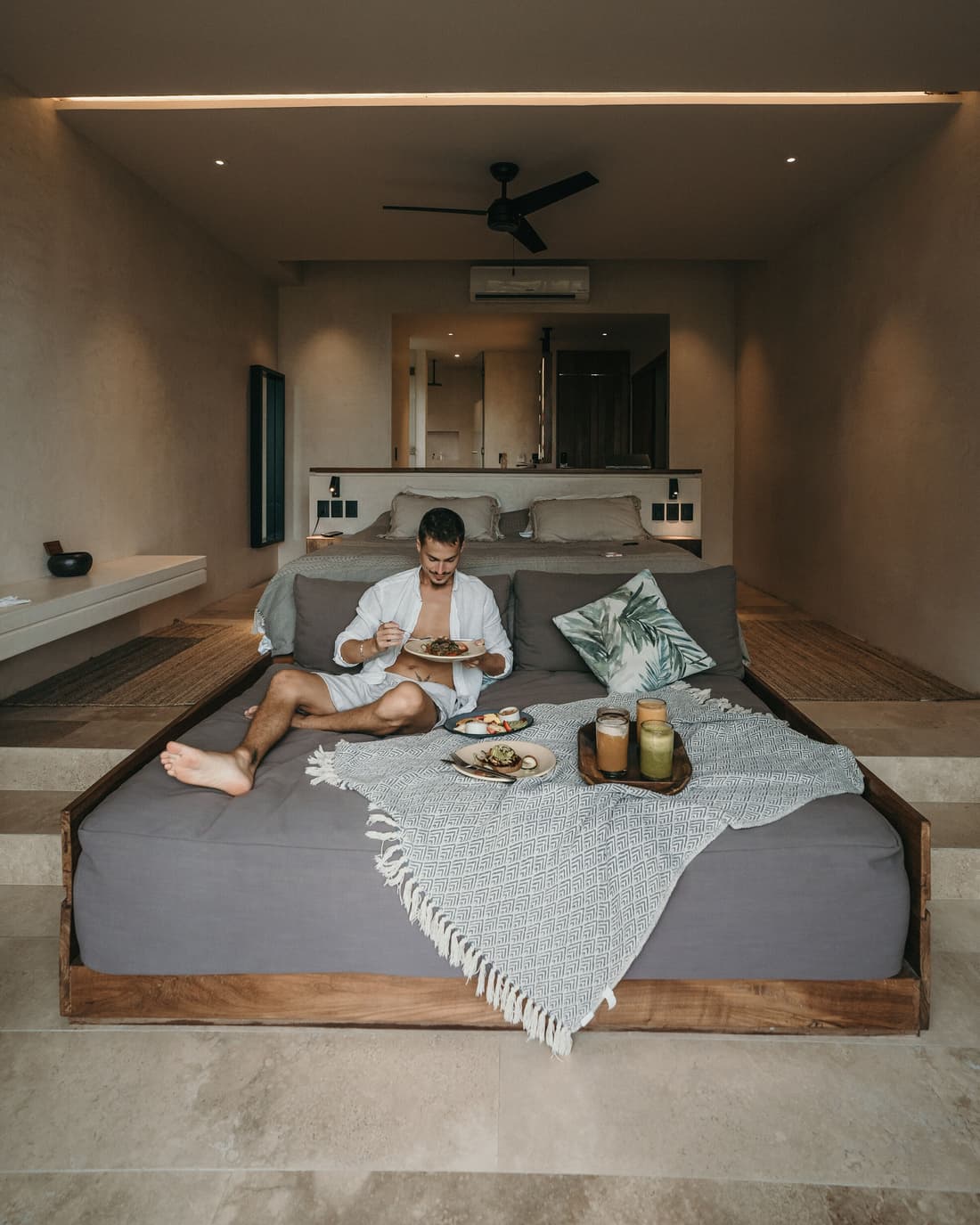 Casa Agape Boutique Hotel Rooftop Pool & Beach club access