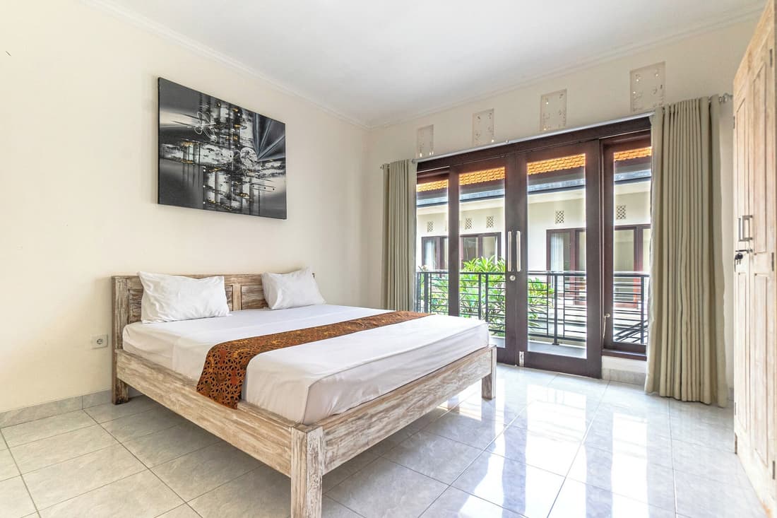 Azalea Homestay & Villa