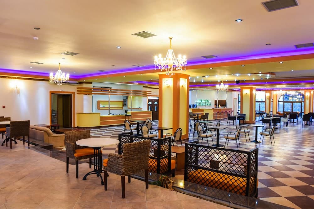 Chrysoula Hotel & Apartments