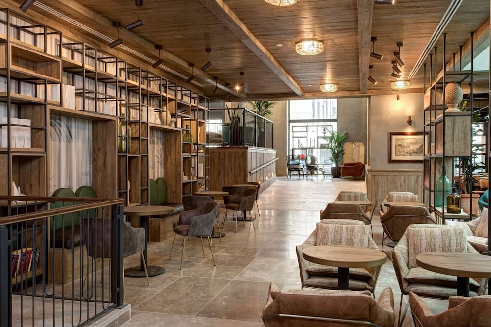 DoubleTree by Hilton Rome Monti