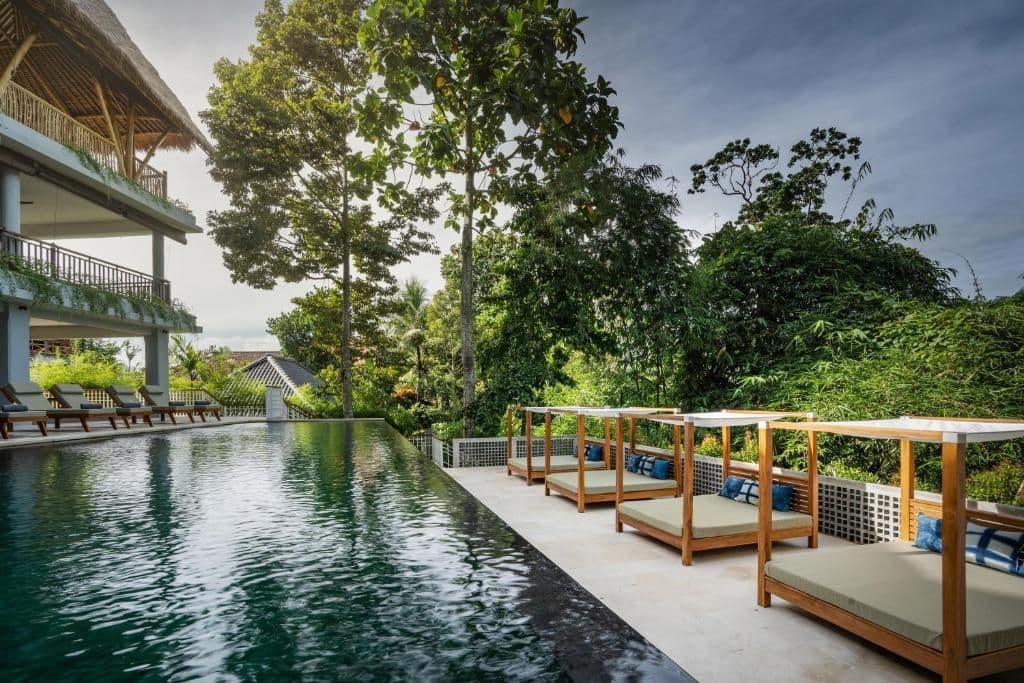 Dinara Ubud