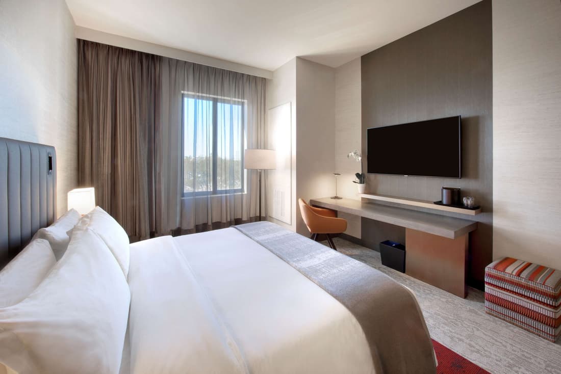 THesis Hotel Miami Coral Gables, Curio Collection by Hilton