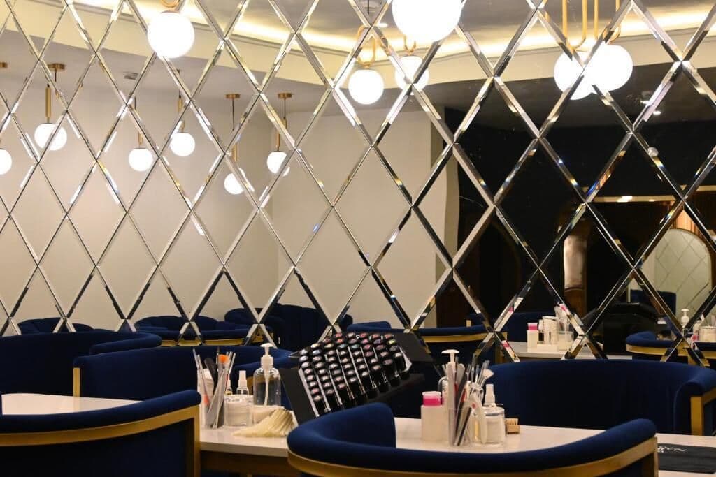 Stars Hotel