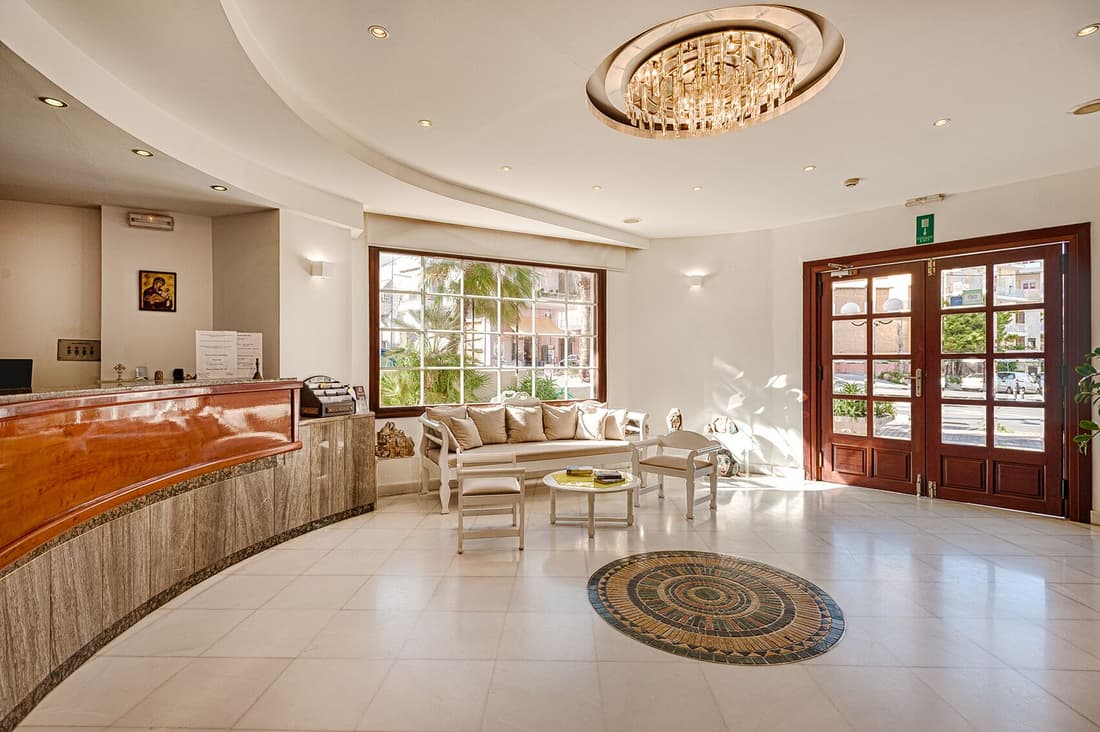Elina Hotel Apartments