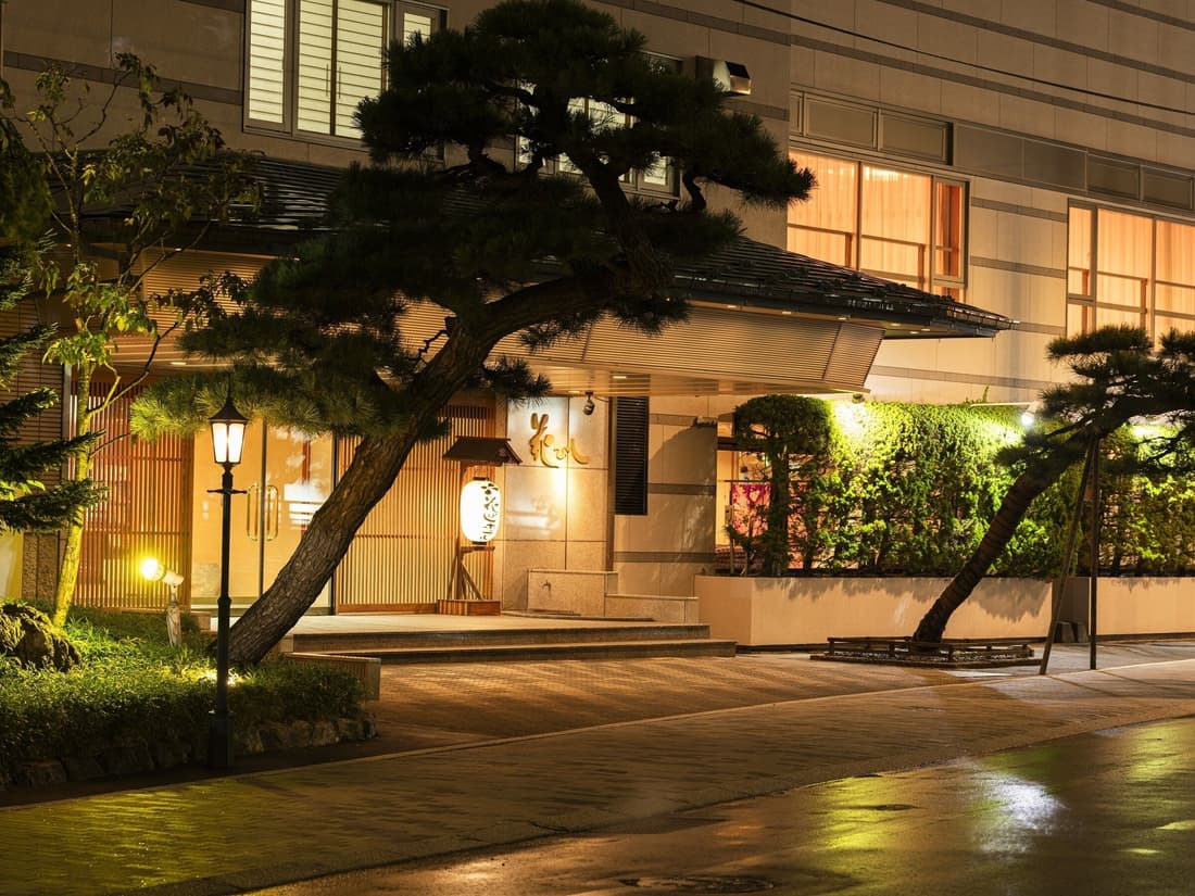 Hanabishi Hotel