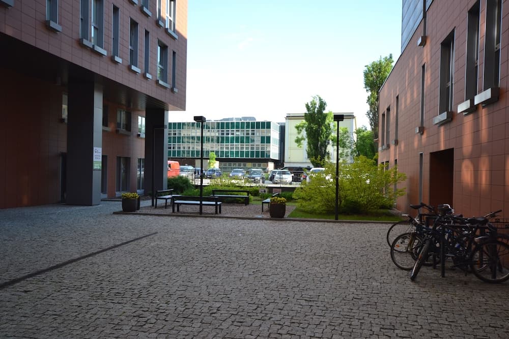 Senator Warsaw Apartments