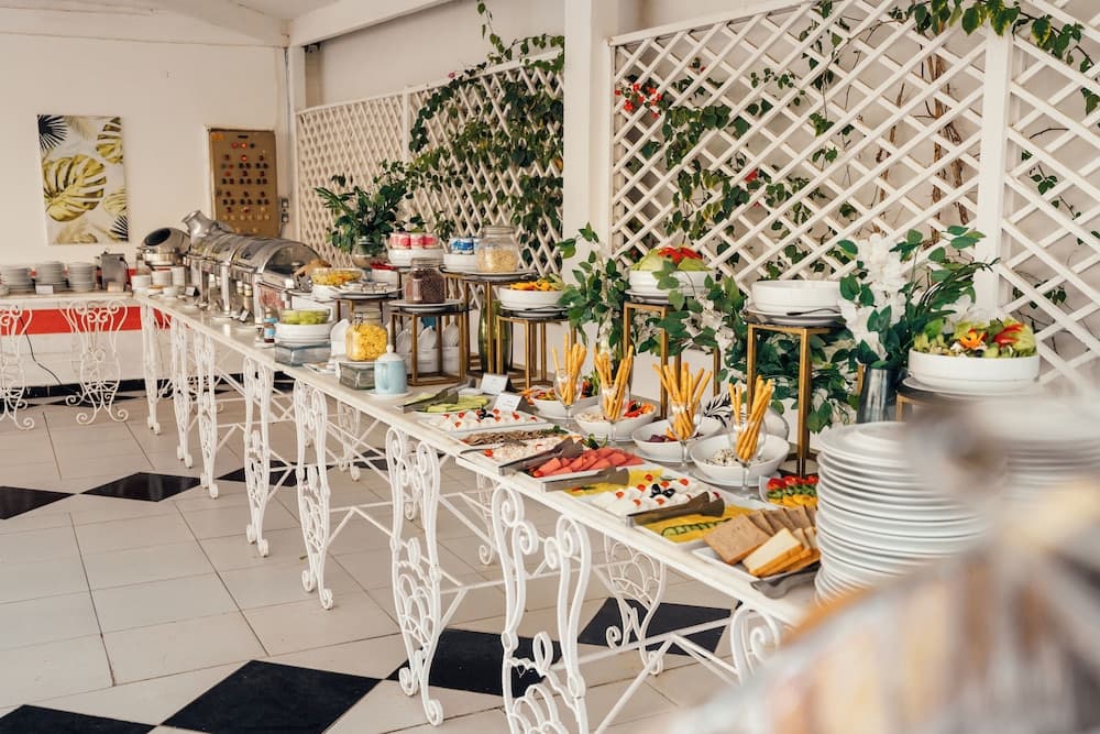 Paradise Inn Beach Resort - Maamoura