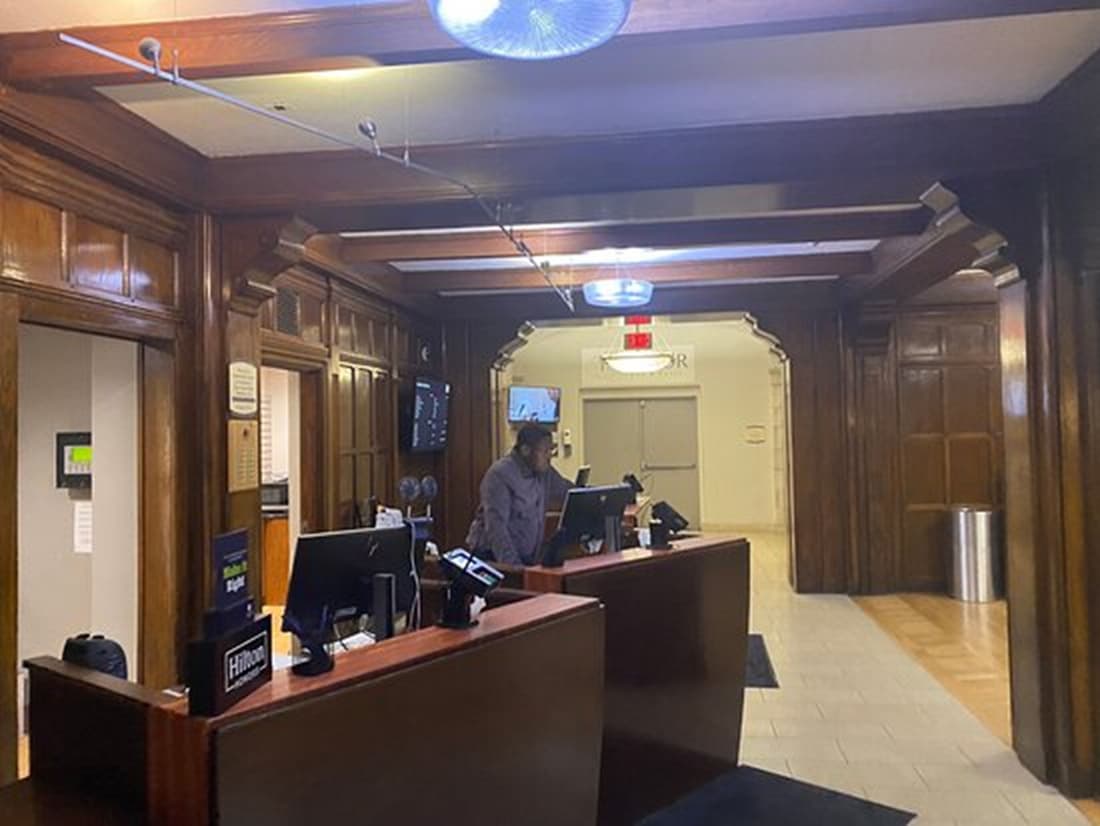 The Tudor Arms Hotel Cleveland - a DoubleTree by Hilton