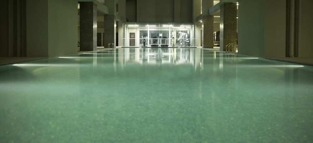 V Hotel Lavender