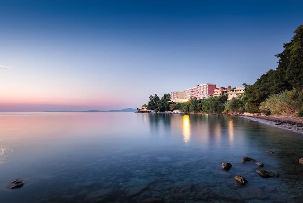 Oasis Hotel