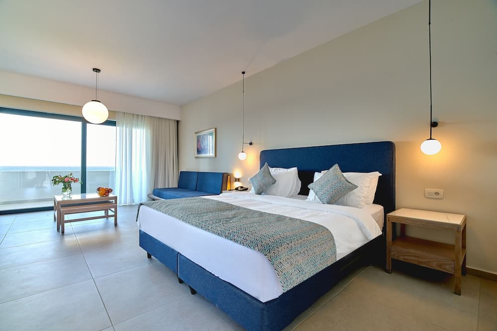 Silver Beach Hotel