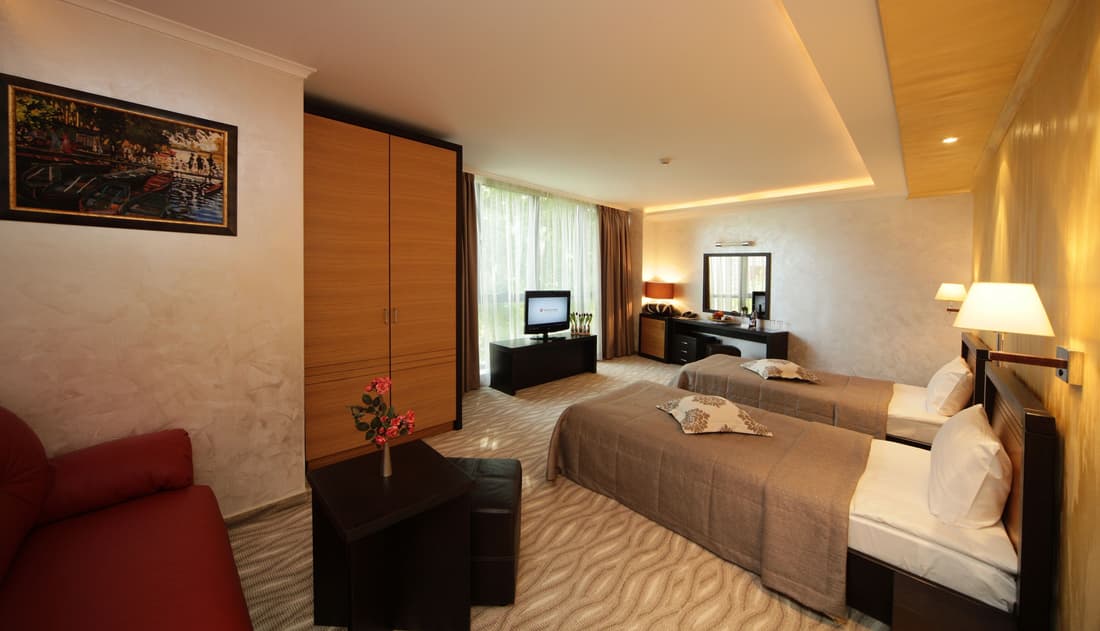 EfBet Hotel