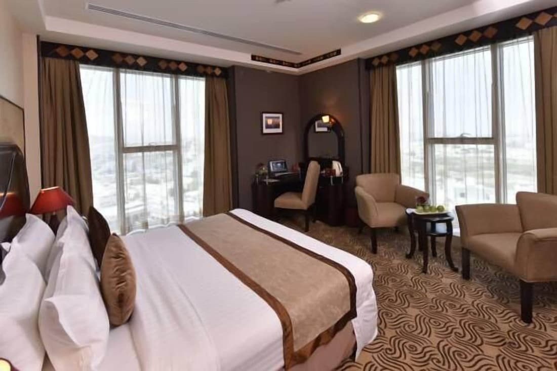 Awaliv International Hotel
