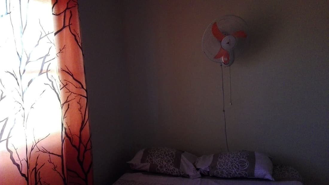 Bright and Youth Condo With hot Water