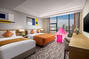 Ramada by Wyndham Luoyang Downtown