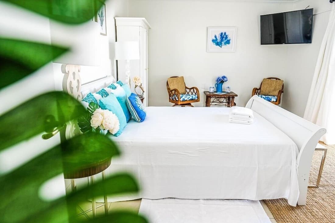 Ocean Front Property - Villa 3 Aruba with Hot Tub