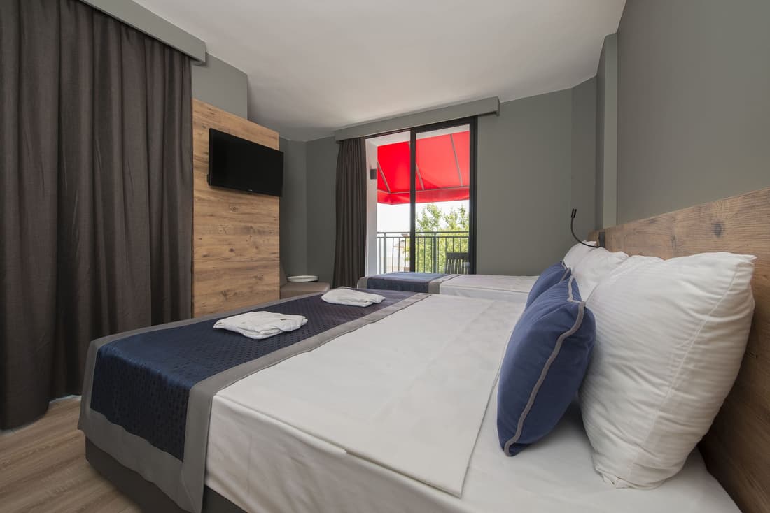 Pure Blanche Hotel
