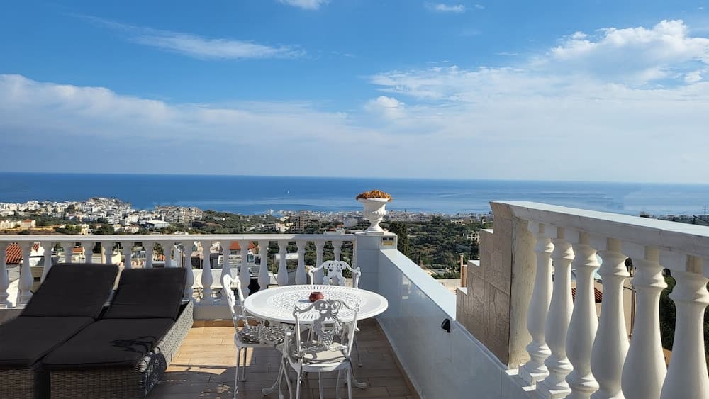 Korifi Suites Collection Apartment for Adults