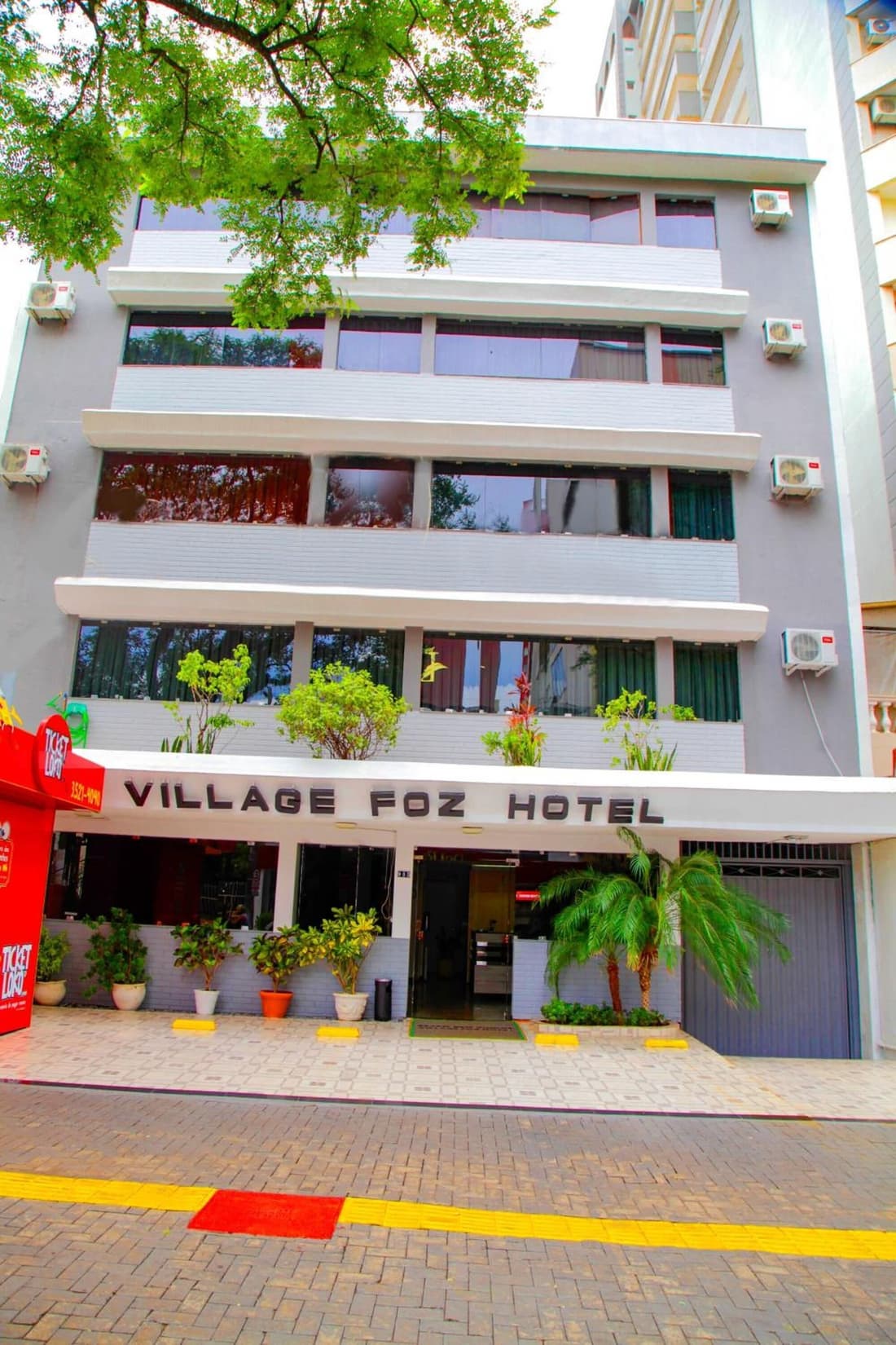 Hotel Village