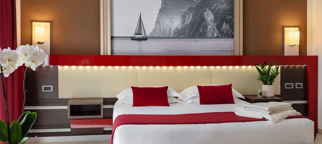 Kairos Garda Hotel