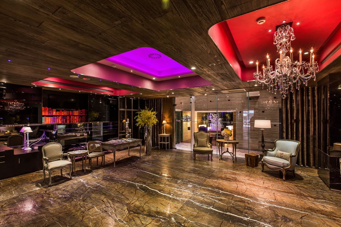Inhouse Hotel