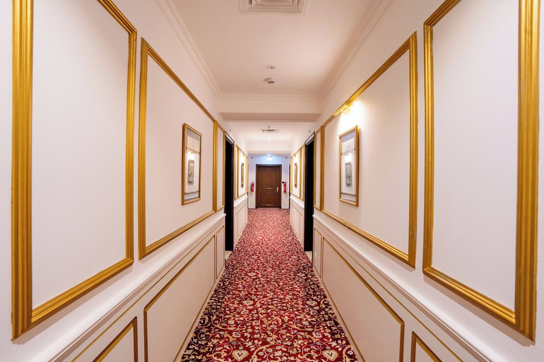 Luxe Avenue Hotel