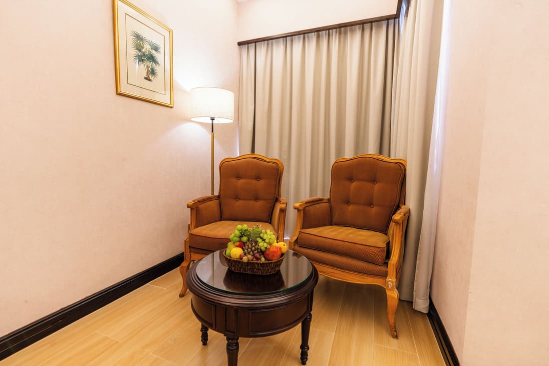 Luxe Avenue Hotel