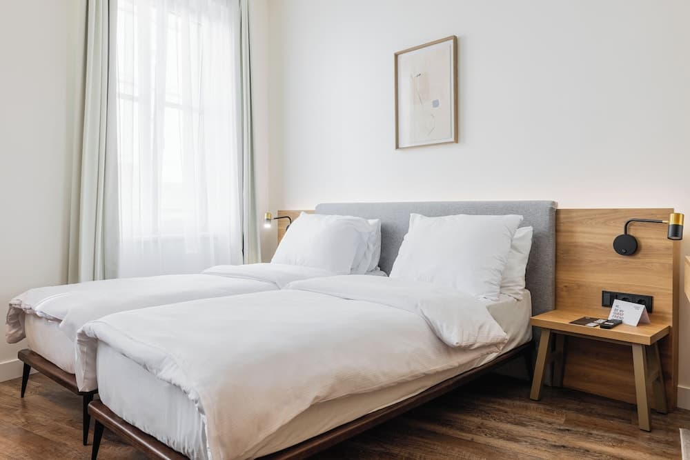 FortyPlusOne Hotel