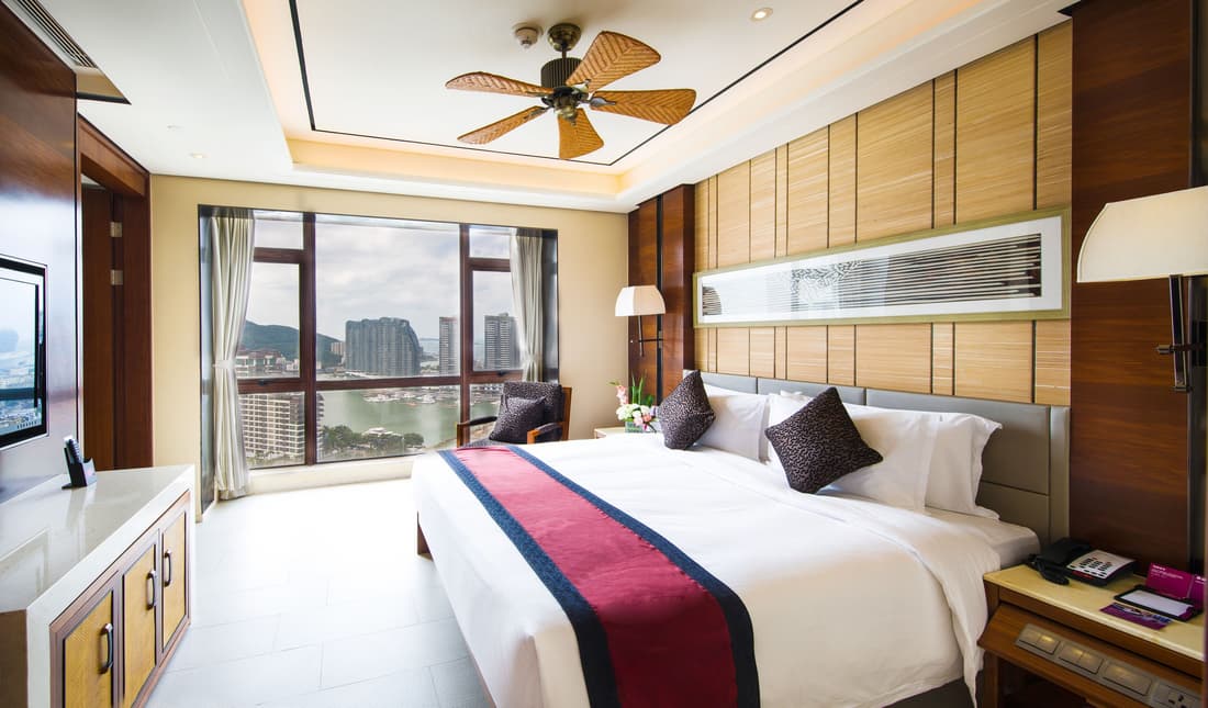 Crowne Plaza Sanya City Center by IHG