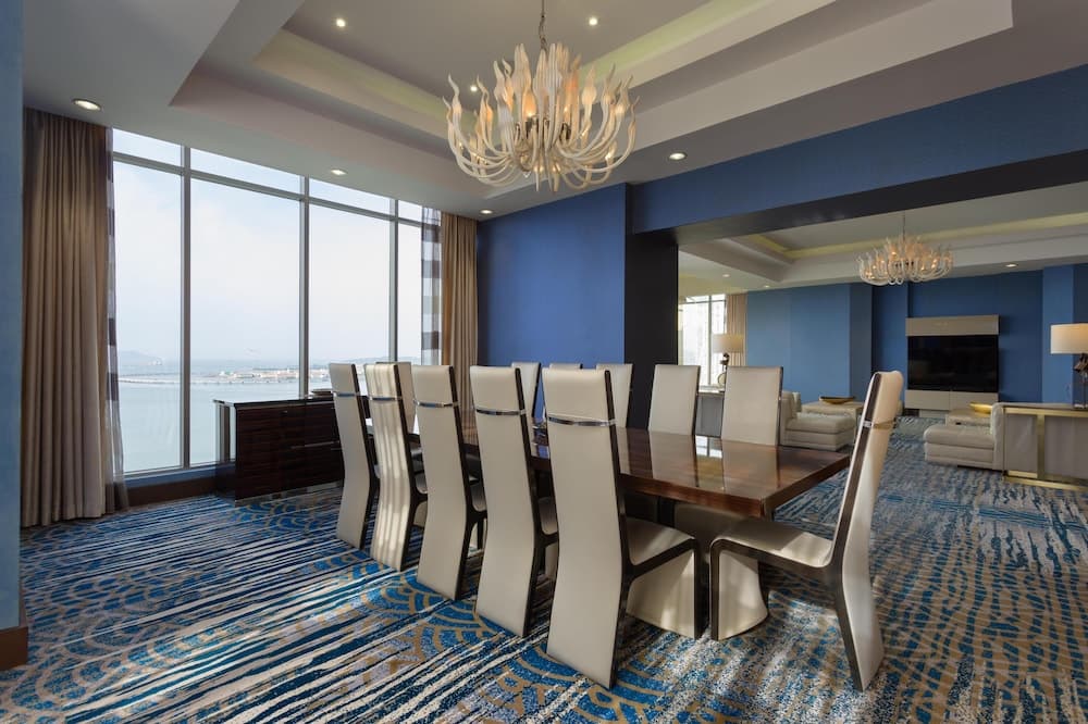 Hilton Panama