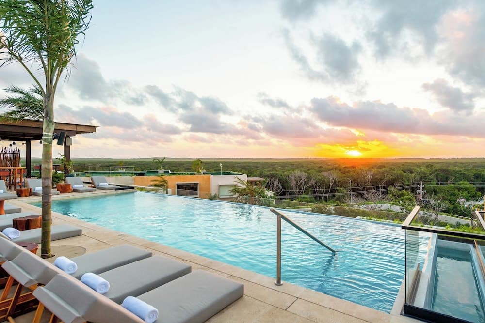 Aloft Tulum