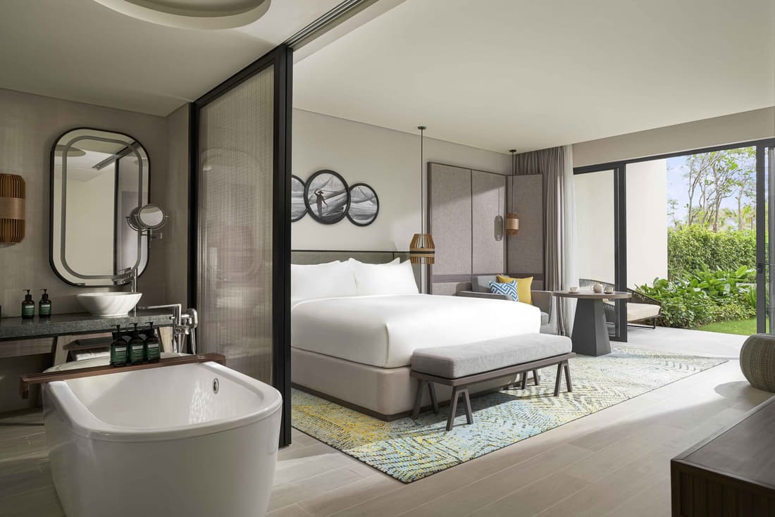 Crowne Plaza Phu Quoc Starbay by IHG