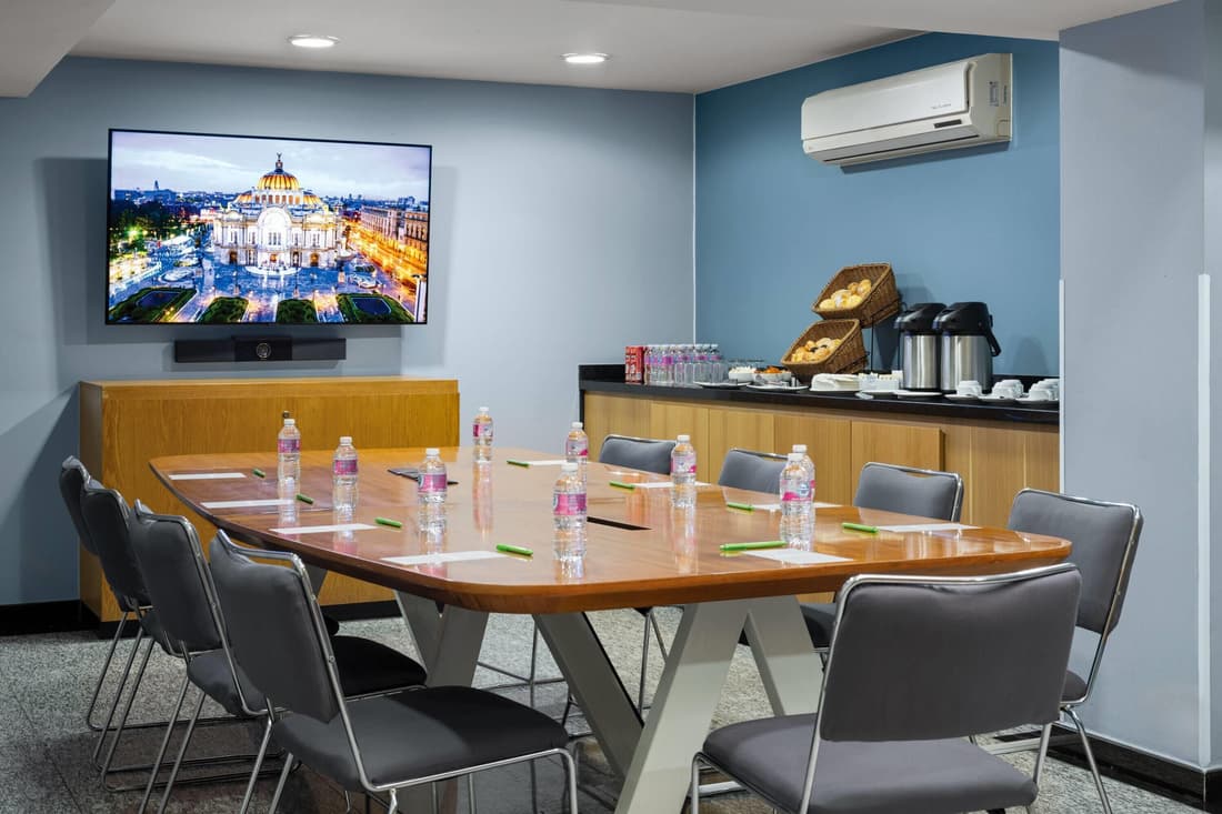 Hotel MX forum buenavista CDMX, Trademark by Wyndham