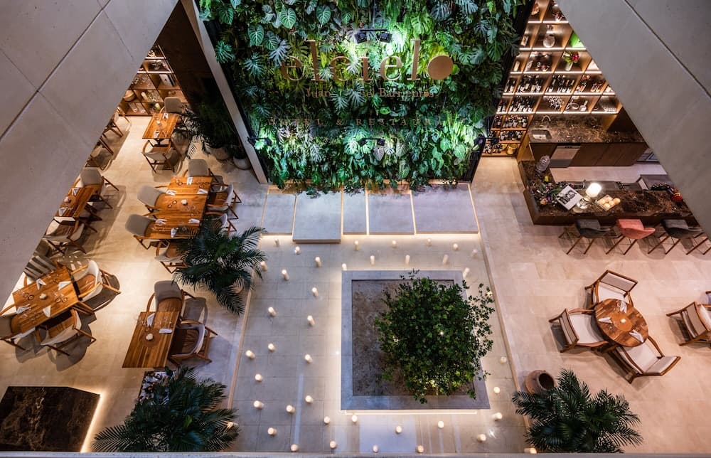 El Cielo Hotel & Restaurant