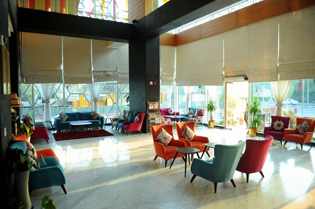 Almansour Suites Hotel Doha
