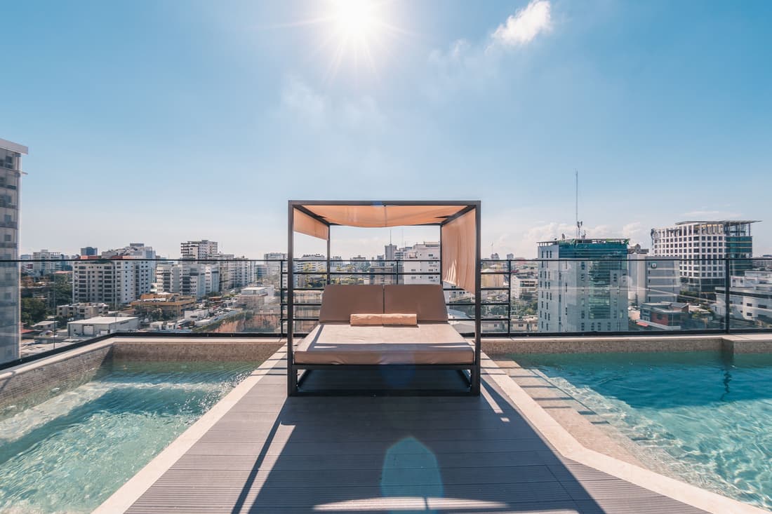 Regatta Living Hotel